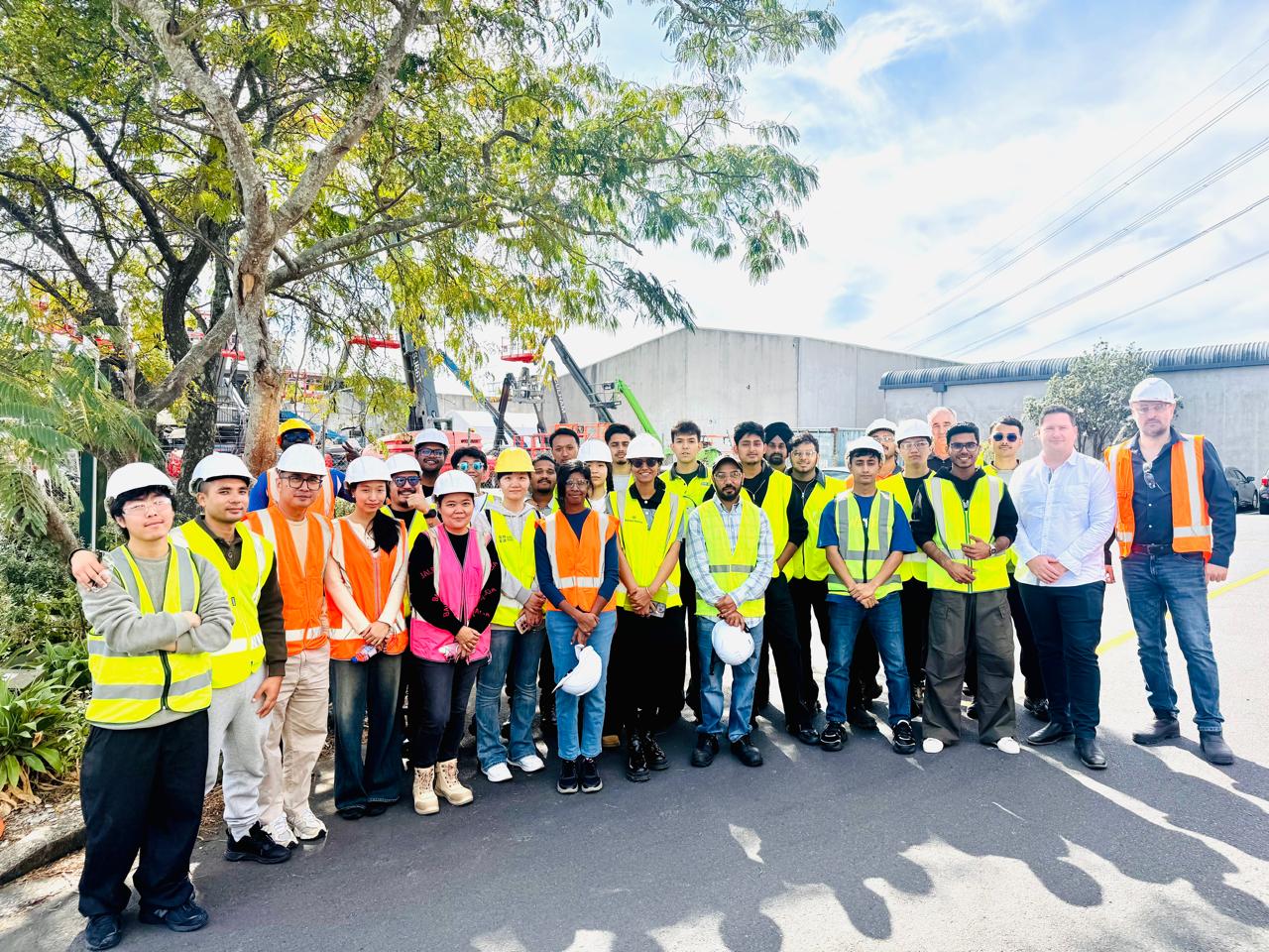 <p>Students visit timber facility and explore construction processes</p>